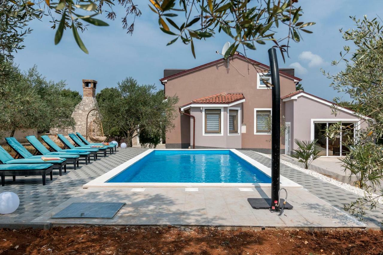 Villa Sunshine Pula Exterior foto