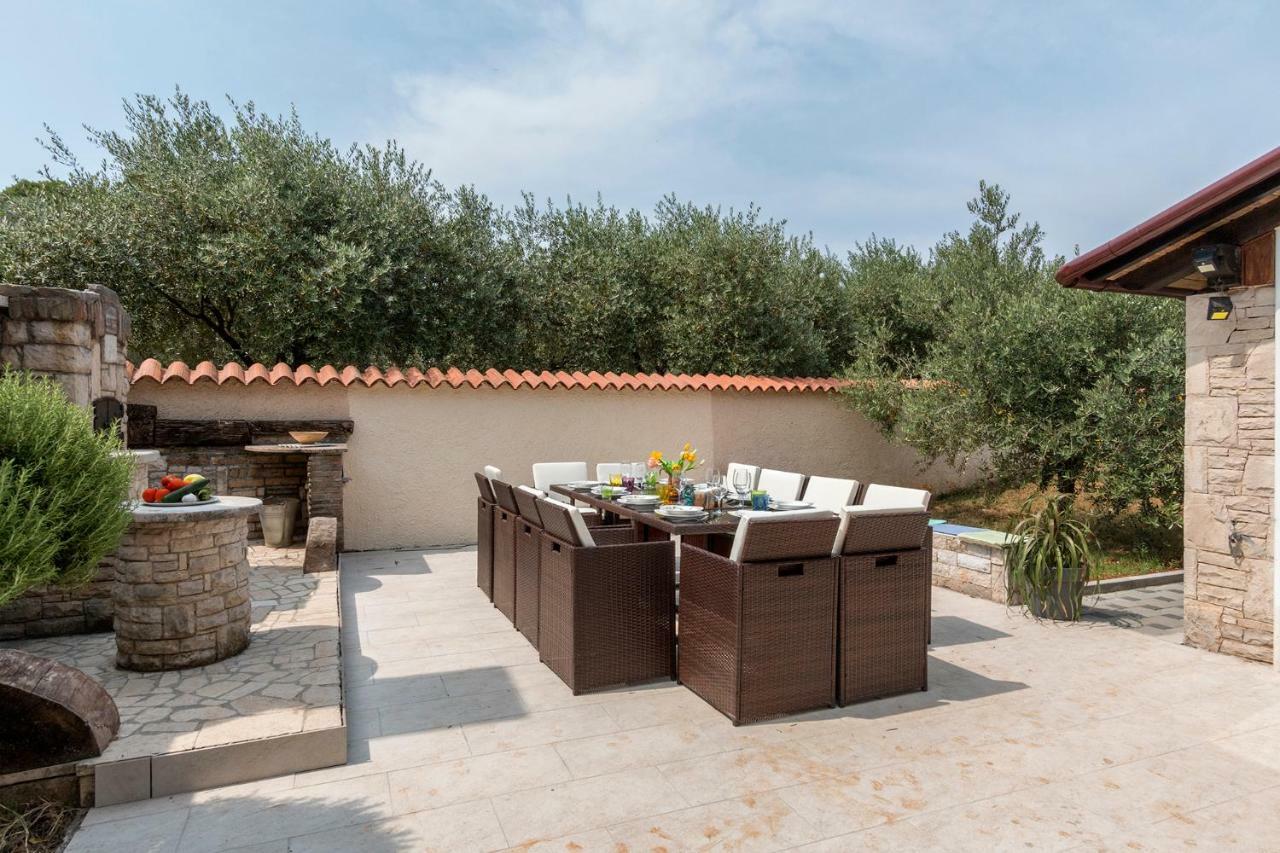 Villa Sunshine Pula Exterior foto