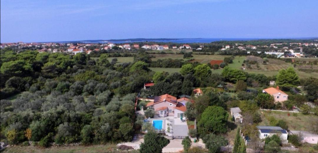 Villa Sunshine Pula Exterior foto
